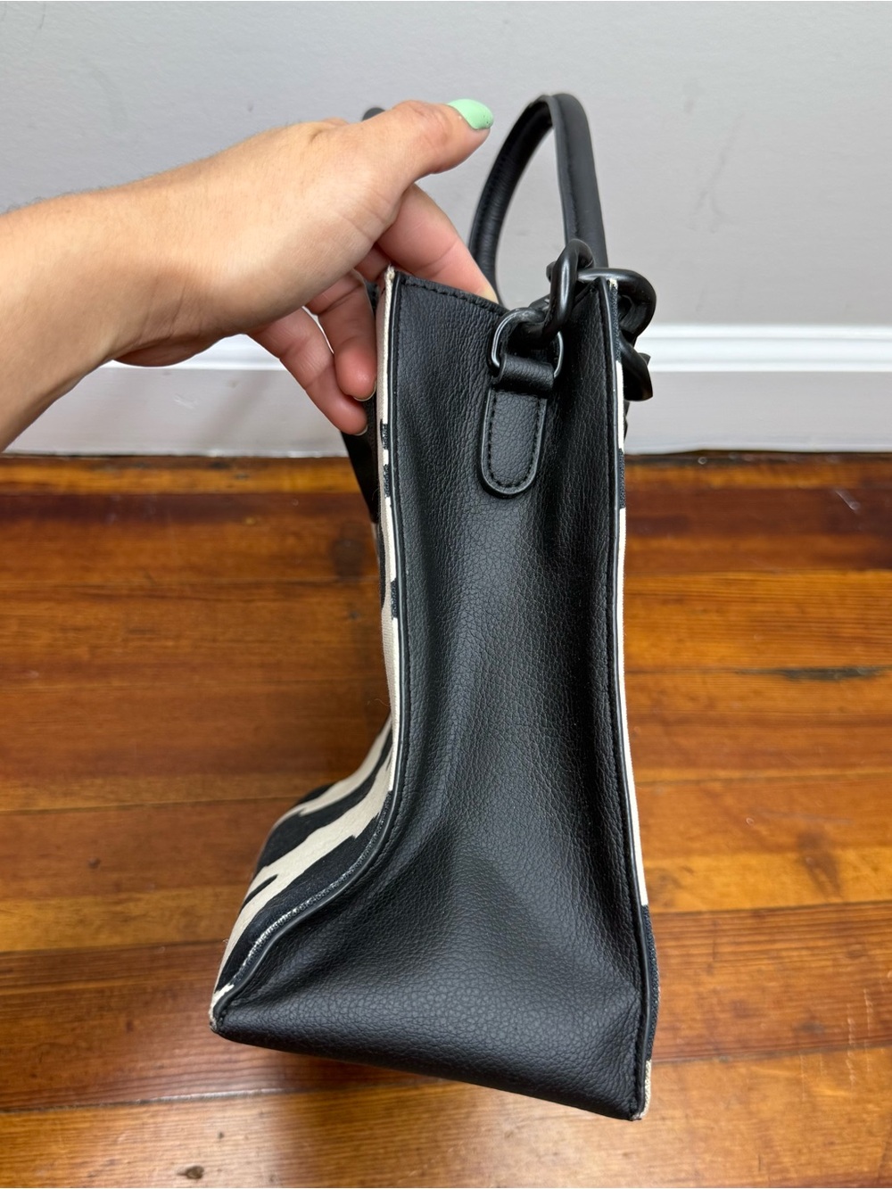 Black & White Cow-Print Canvas Shoulder Bag - Picture 3 of 10